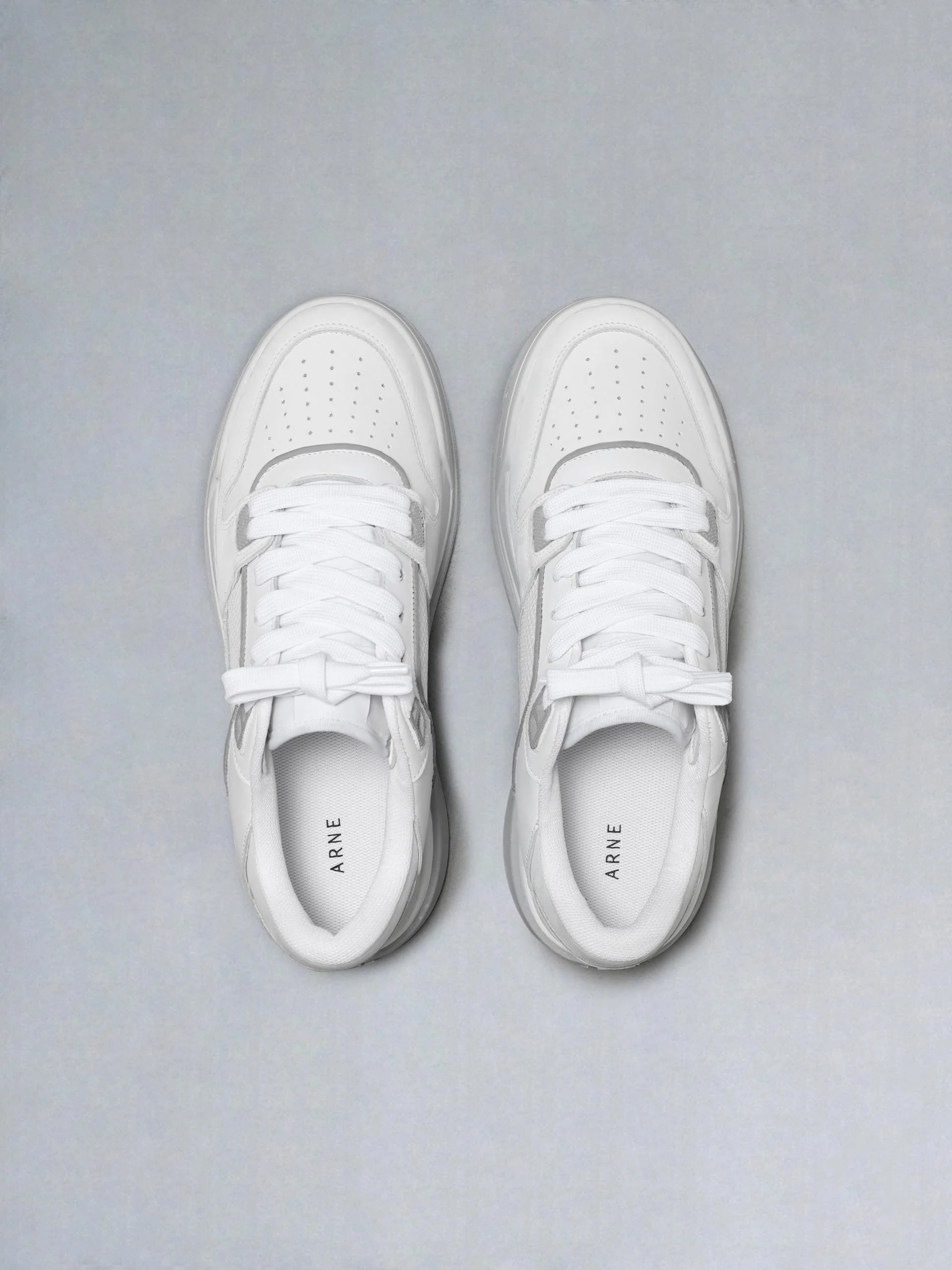 Basket Trainer in White Grey - Image 4
