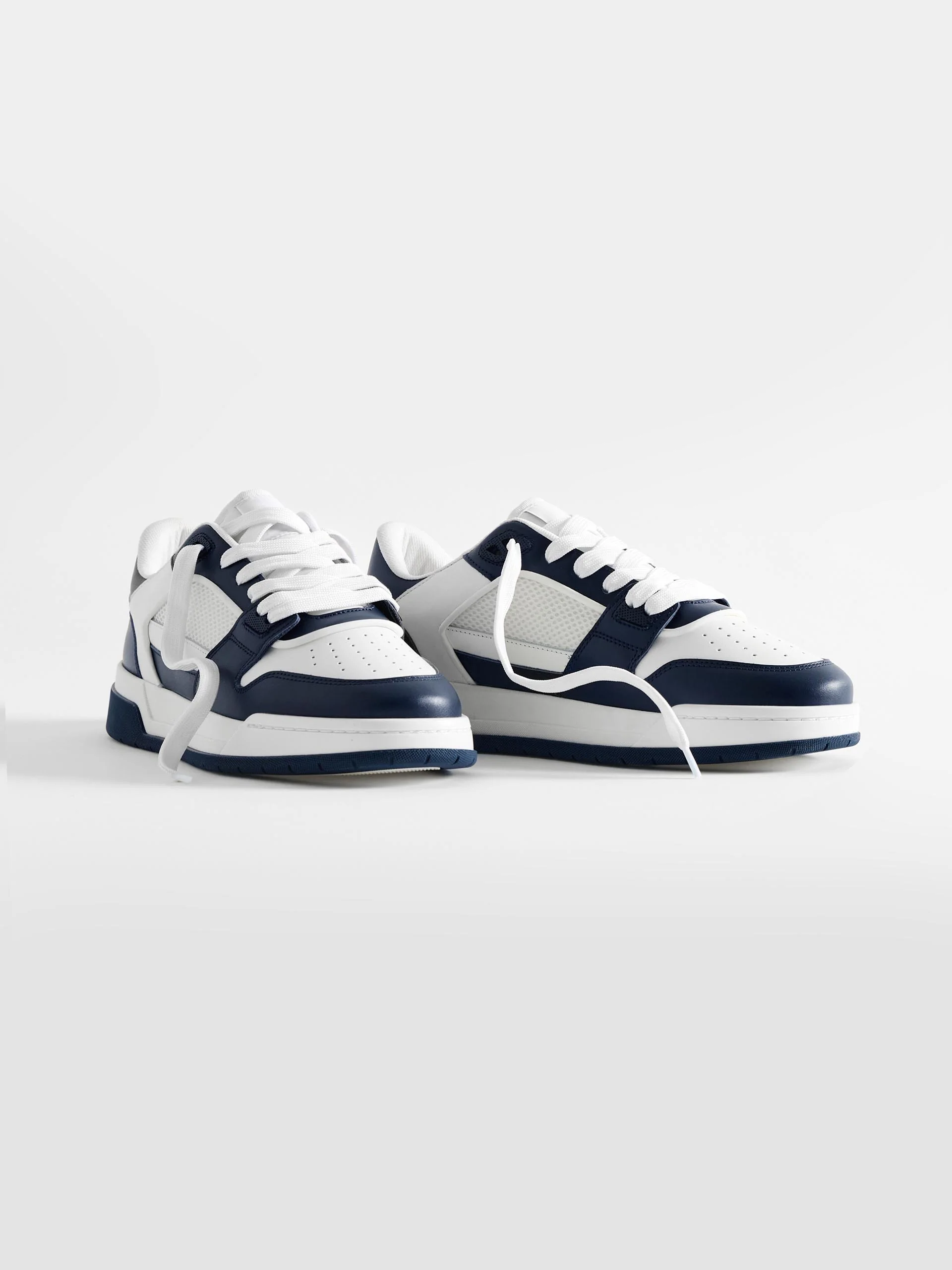 Leather Basket Trainer in White Navy - Image 2