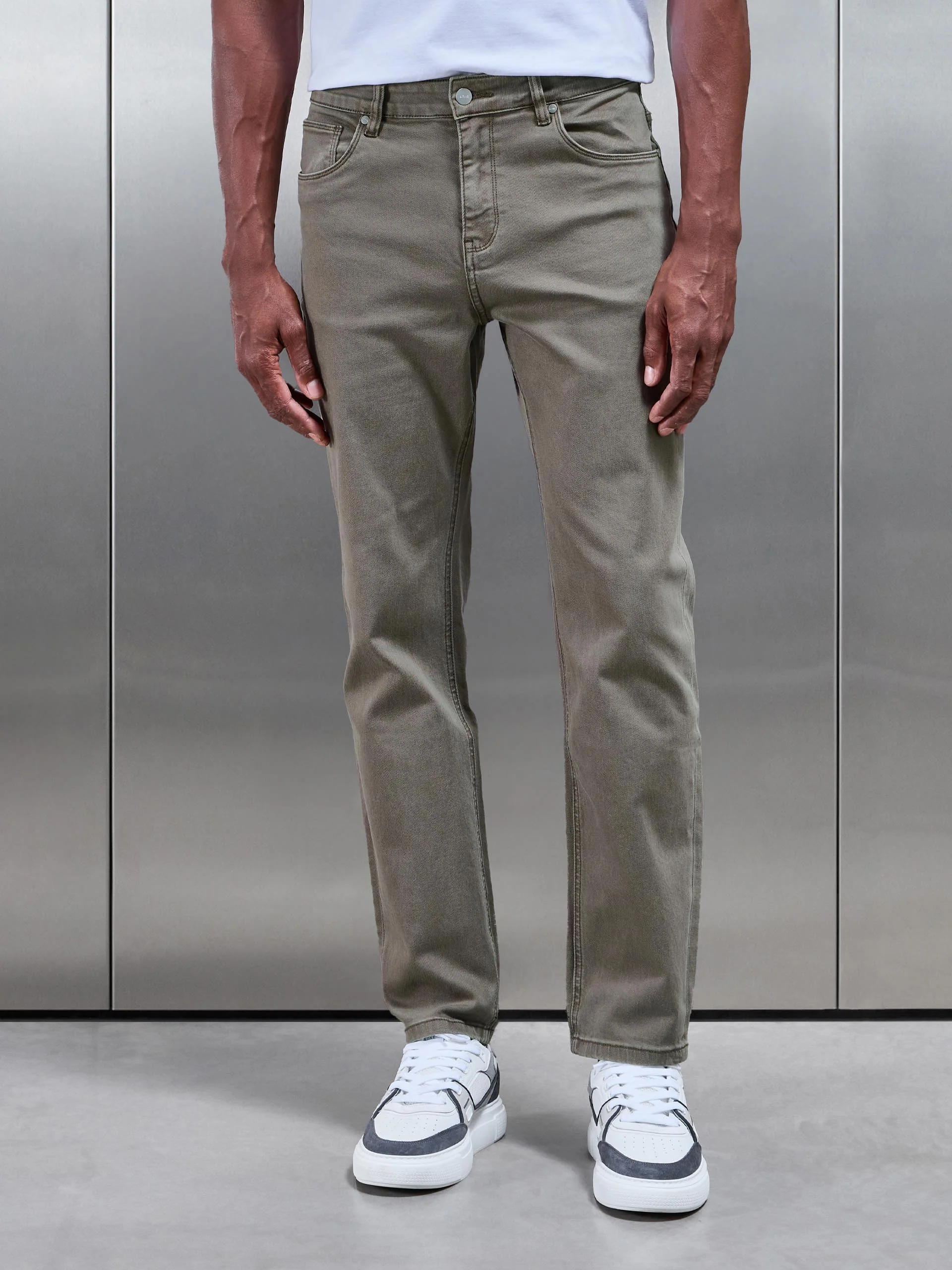 Straight Leg Denim Jeans in Olive