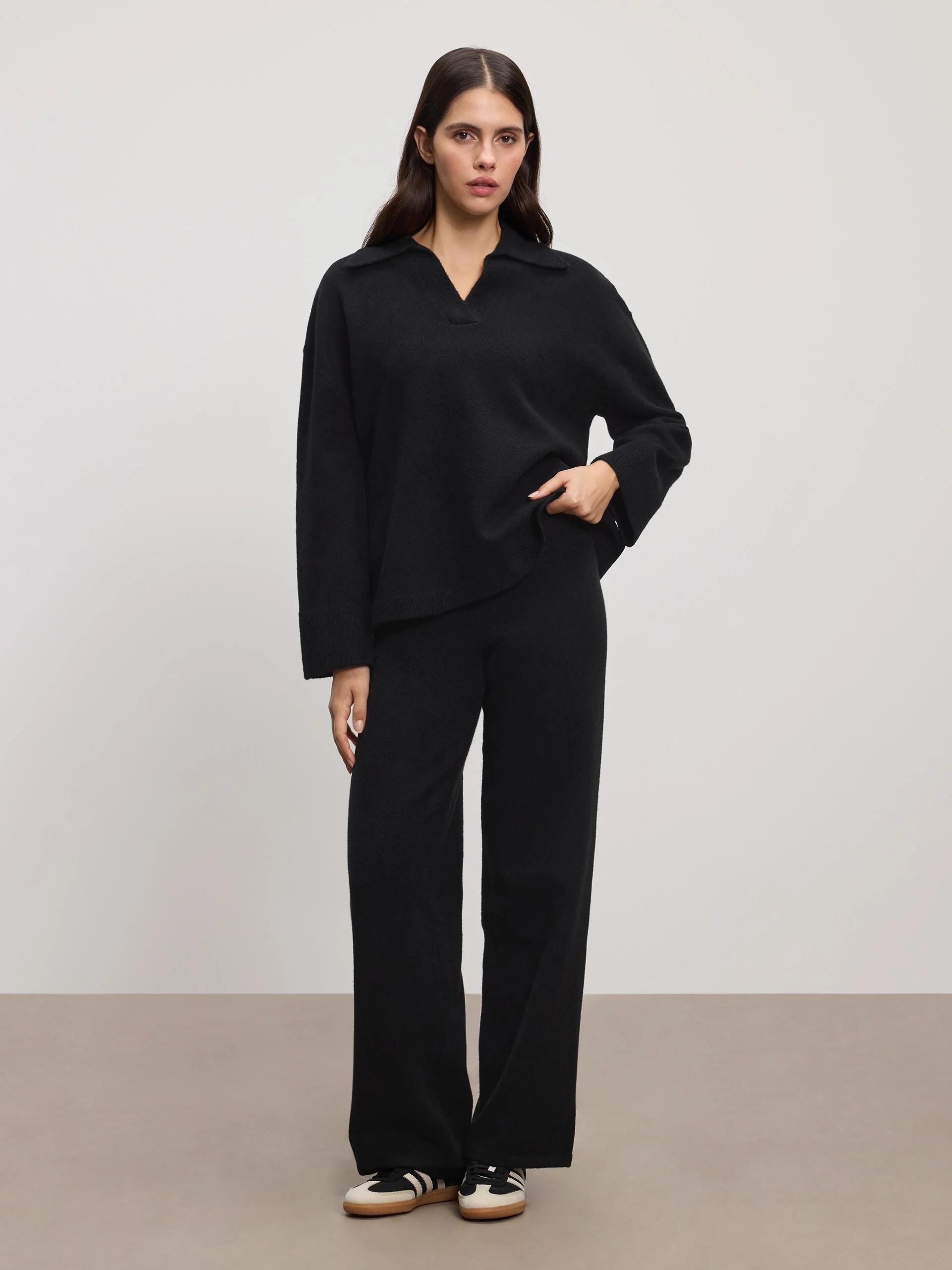 Womens Chunky Wool Revere Collar Polo in Black - Image 5
